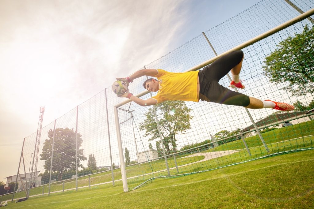 phillipkofler-goalkeeper-5754865 (1).jpg